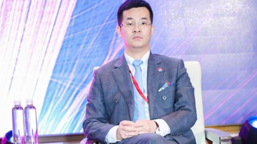 雷根集团总经理,雷根基金总经理,投资总监李金龙出席会议并参与了主题